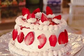 Strawberry Cream Cake